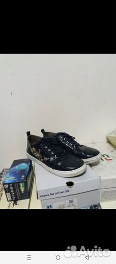 Разная обувь 41р