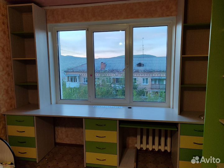 Детский стол