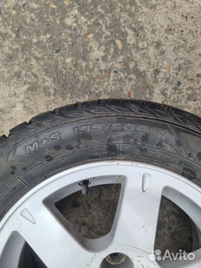 Goodyear UltraGrip Extreme 195/60 R15