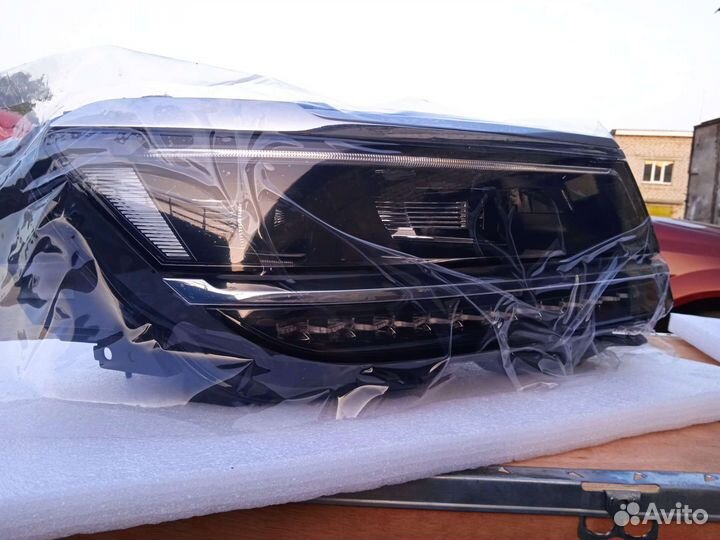 Фары Volkswagen Tigyan 2 левая