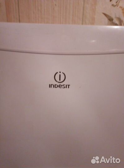 Холодильник. Индезит