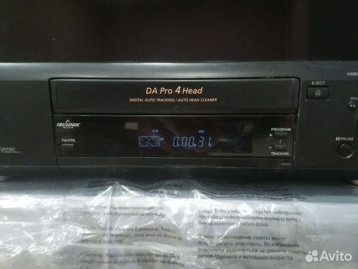 Видеомагнитофон Sony E-570EE