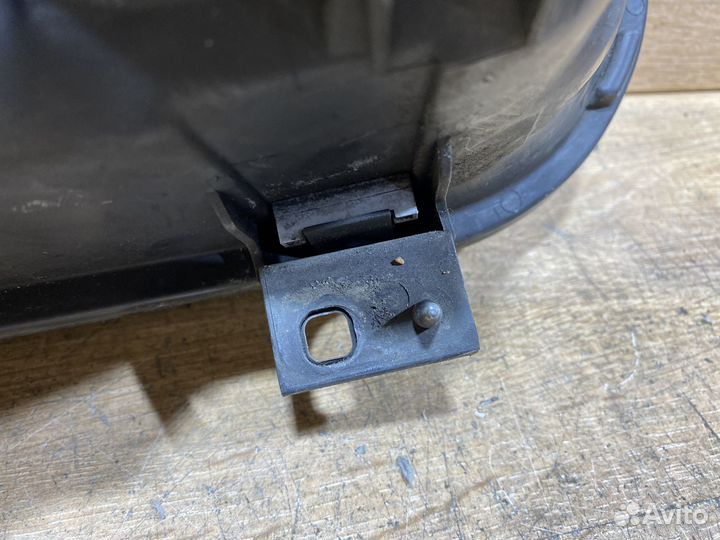 Фара передняя левая Volkswagen Golf 4 141819