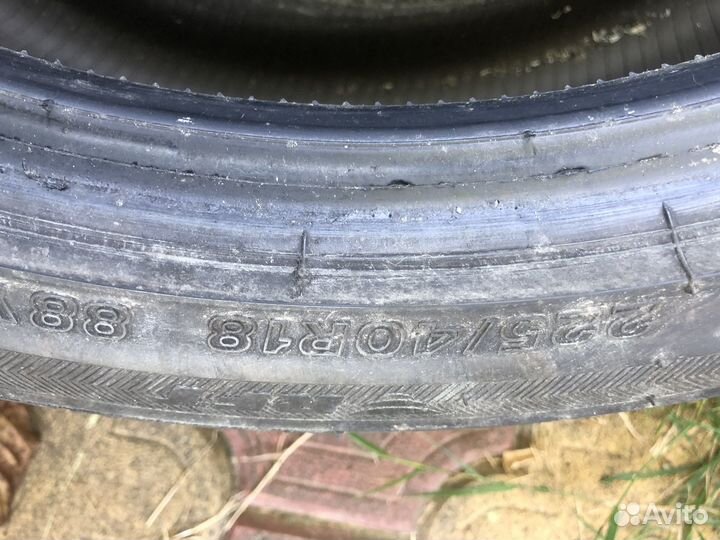 Bridgestone Potenza S001 225/40 R18 92V