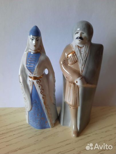 Фарфоровые статуэтки