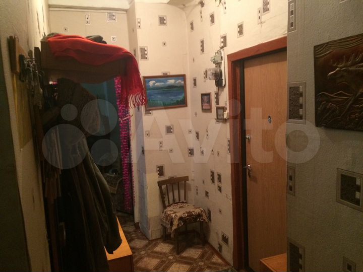 3-к. квартира, 57 м², 1/2 эт.