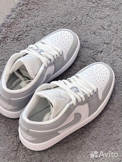 Nike Air Jordan 1 low Wolf grey