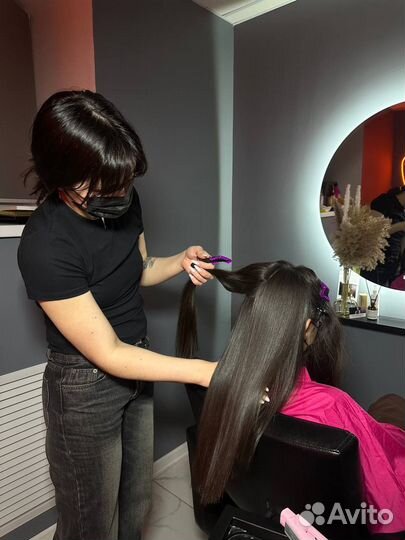 Кератиновое выпрямление волос