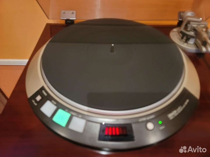 Проигрыватель винила Denon dp-60l