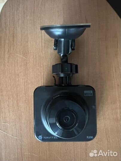 Видеорегистратор navitel r200