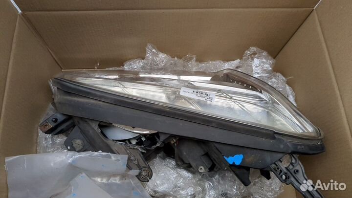 Фара (передняя) Chevrolet Trax, 2013