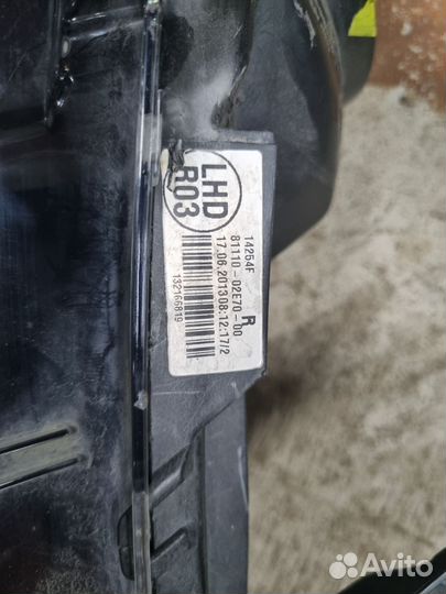 Фара правая toyota corolla e180