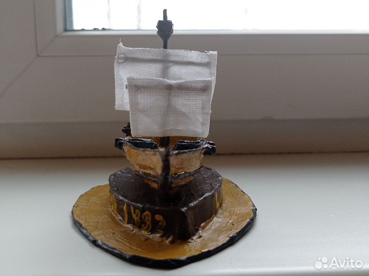 Сувенир Каравелла