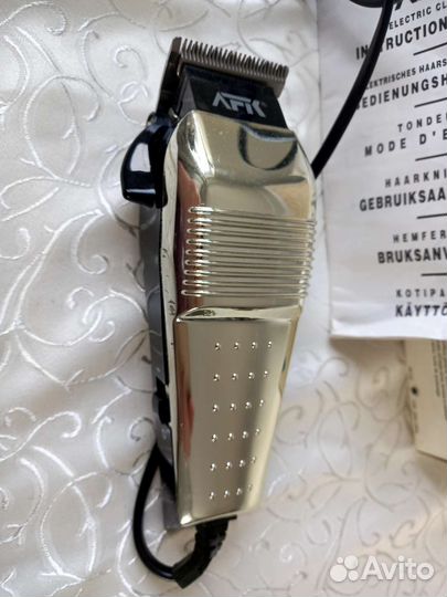 Машинка для стрижки,профессиональная,электрическая