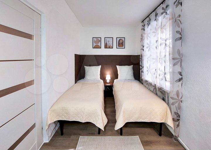 2-к. квартира, 43 м², 1/2 эт.