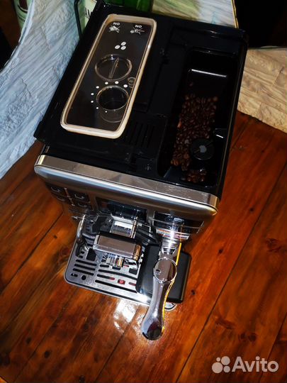 Кофемашина Philips Saeco Exprellia