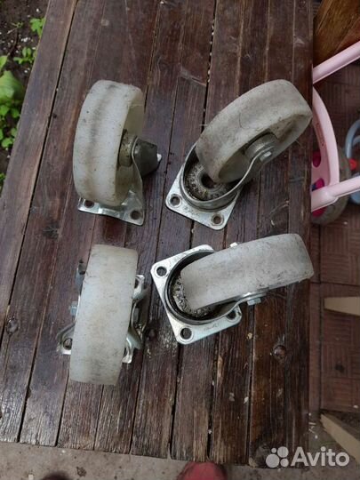 Колеса для тележки