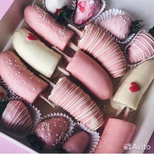 Подарочный набор, банан и клубника в шоколаде