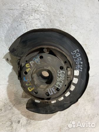 Кулак задний правый Порше