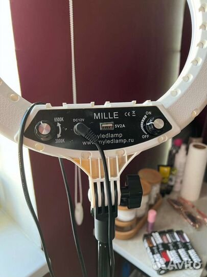 Кольцевая лампа со штативом myledlamp