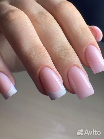 Модель на маникюр, наращивание