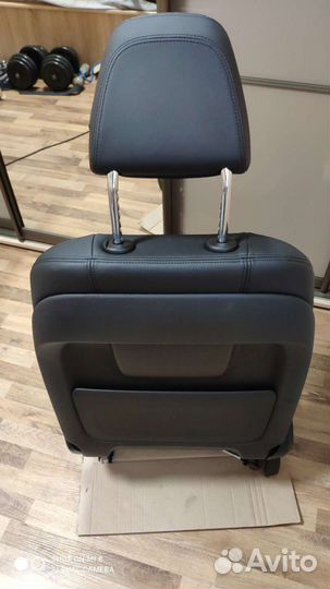 Сиденье переднее BMW g30 кресло