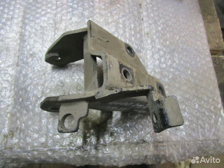 Кронштейн кпп Kia Ceed 2007-2012,Elantra 2006-2011