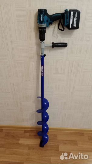 Шуруповёрт с ледобуром для зимней рыбалки