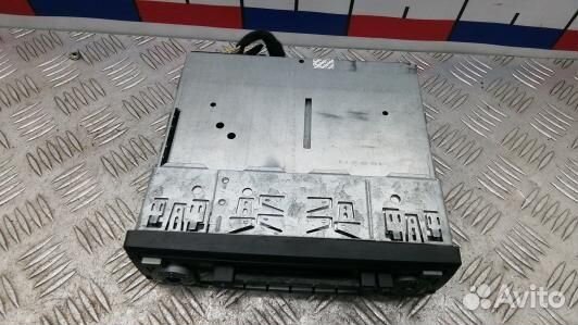 Магнитола volkswagen bora 1 (UBE07I401)