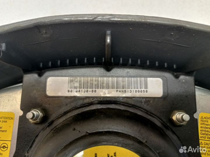 Подушка безопасности в руль 90437655