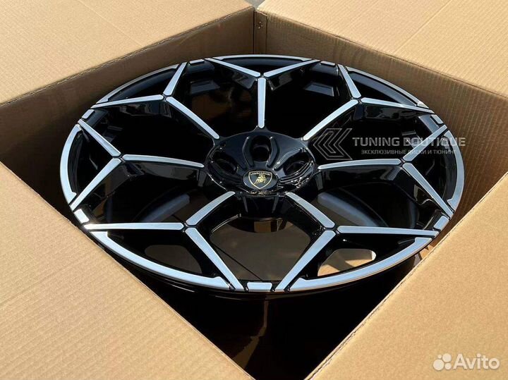 Кованые диски R22 для Lamborghini Urus