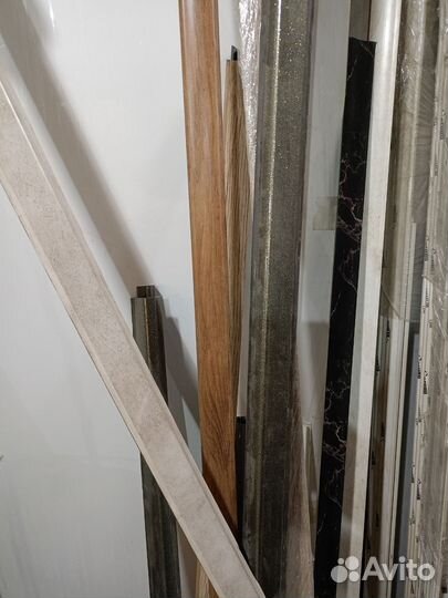 Плинтус кухонный. Бортик для столешницы