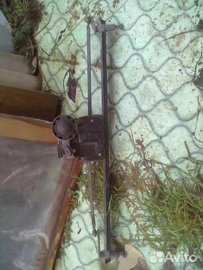Ауди 100 44 Трапеция дворников в сборе с мотором