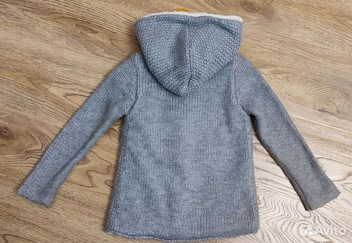 Вязаное пальто для девочки 104 110