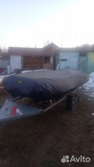 Продаю лодку пвх гладиатор380 с мотором микатсу 9