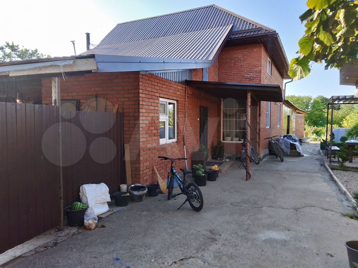 Дом 140 м² на участке 15 сот.