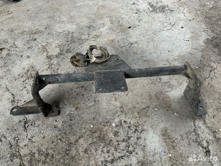 Фаркоп на ваз 2111