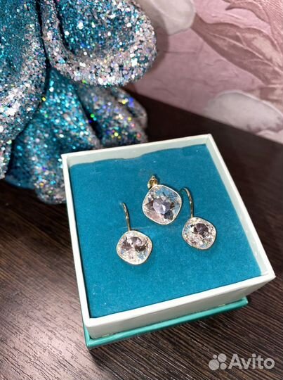 Серьги и кулон Swarovski