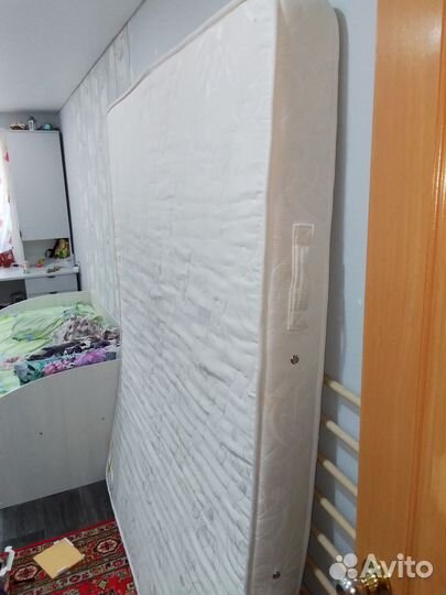 Матрас 160х200 бу