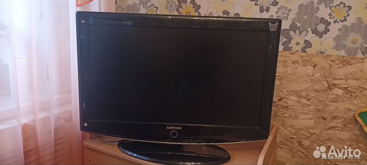 Телевизор samsung