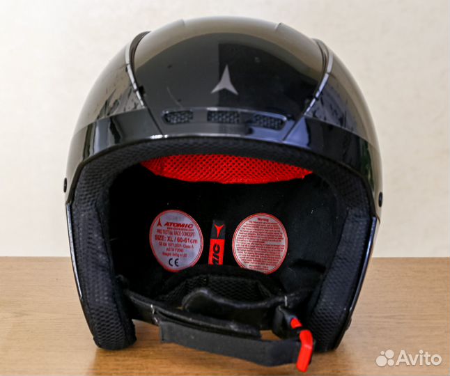 Продам шлем для горных лыж atomic
