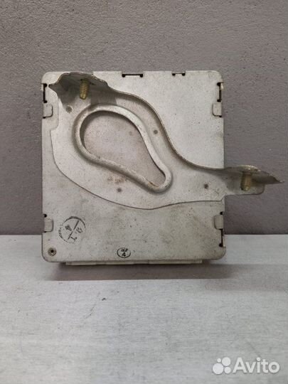 Блок управления abs Toyota Land Cruiser 100 2005