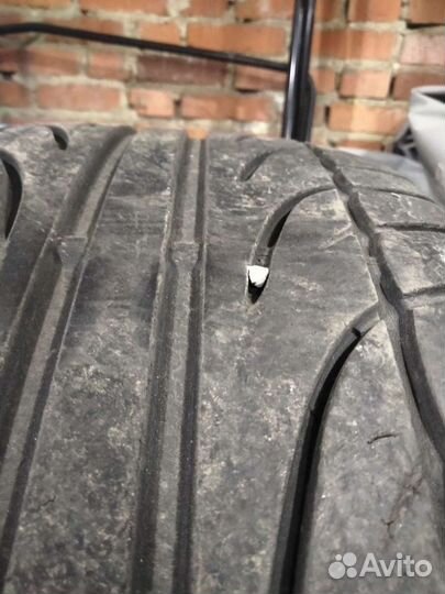 Falken Azenis RT-215 235/35 R19