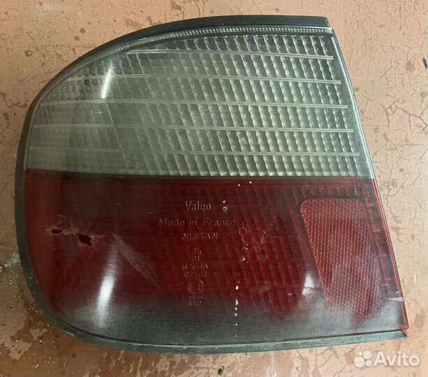 Фонари задн наружн с трещин стекол примьера P11