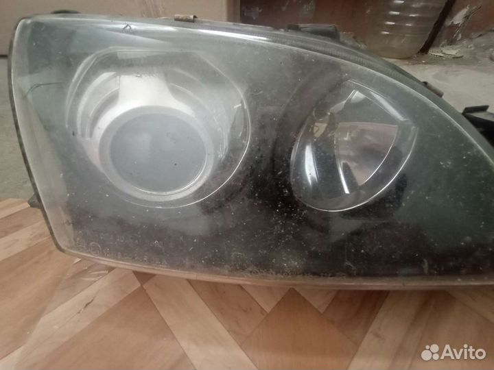 Фары Toyota avensis t22. Рестайлинг