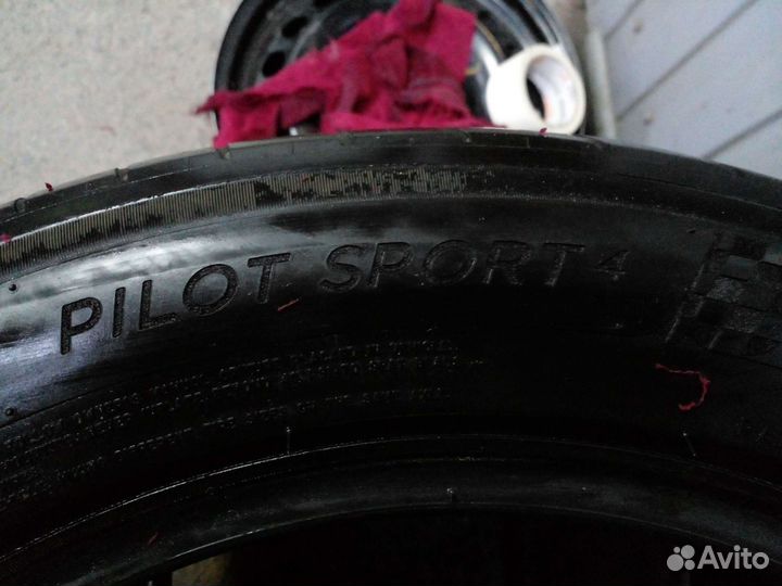 Michelin Pilot Sport 4 205/55 R16 94Y
