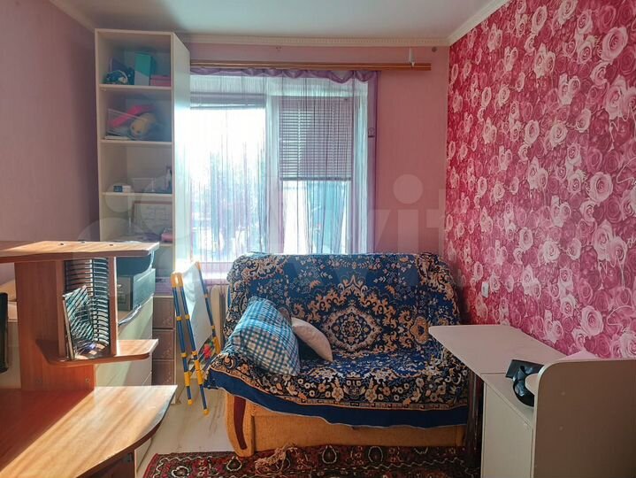 4-к. квартира, 82 м², 1/3 эт.