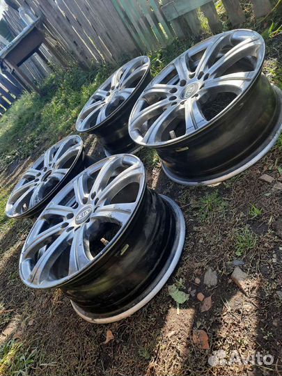 Продам диски универсальной пятиболтовой сверловки