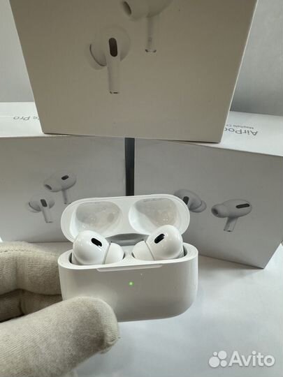 AirPods и AirPodsPro