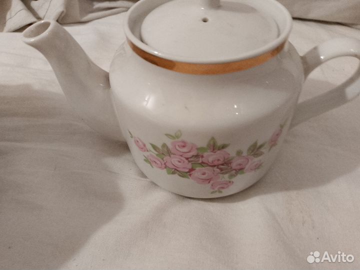 11 чайных пар.чайник и сливочник